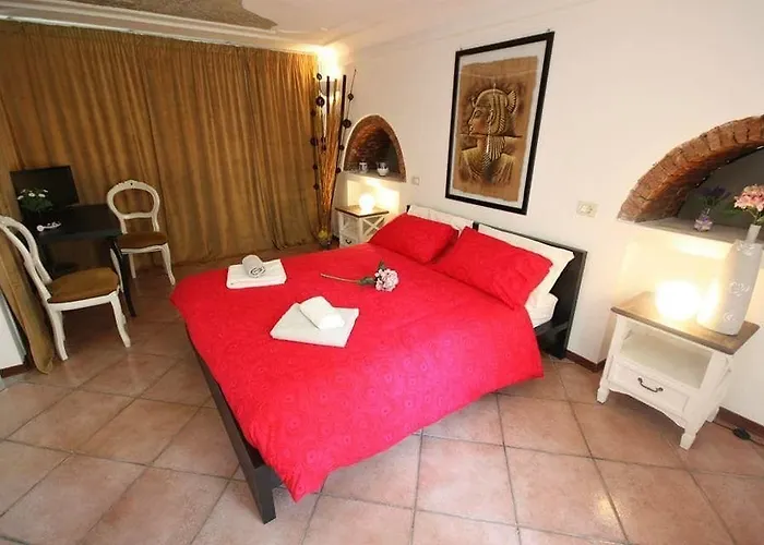 7 Archi Bed and Breakfast 3*