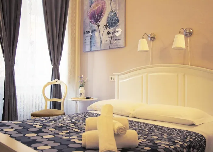 7 Archi Bed and Breakfast 3*