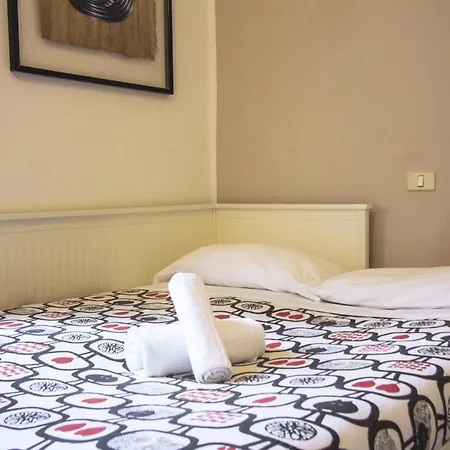7 Archi B&B 2*